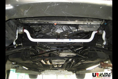 ULTRA RACING フロントスタビライザー BMW 3シリーズ E46 AV30 1998/07〜2005/02 AF27-264