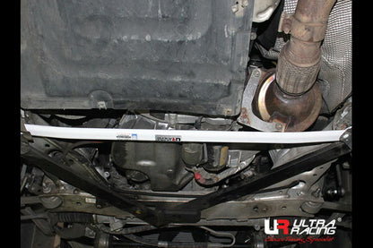 ULTRA RACING フロントメンバーブレース BMW 3シリーズ E90 VB25 2005/04〜2011/10 LA2-1027
