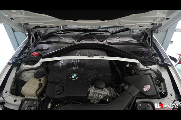 ULTRA RACING フロントタワーバー BMW 4シリーズ F32 3R30 2013/09〜2016/03 TW2-3744