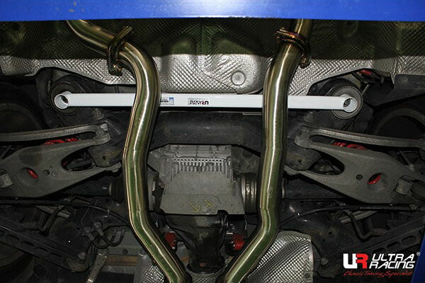 ULTRA RACING リアメンバーブレース BMW M3 E92 WD40 2007/09〜2014/02 RL2-1048