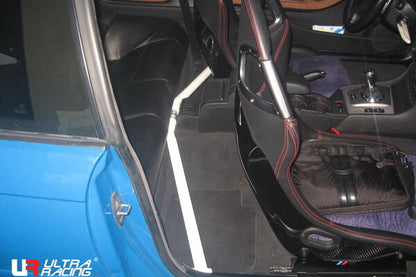 ULTRA RACING ルームバー BMW M3 E46 BL32 2001/01〜2007/08 RO2-1535A