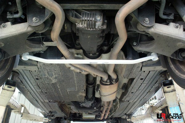 ULTRA RACING リアメンバーブレース BMW X5 E53 FB44 2000/10〜2007/06 RL2-1703