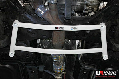 ULTRA RACING フロントメンバーブレース FORD エクスプローラー 1FMHK8 2011/05〜2016/12 LA4-2664