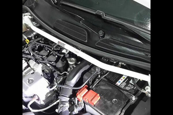 ULTRA RACING フロントタワーバー FORD フィエスタ WF0SFJ 2014/02〜2016/02 TW2-2876