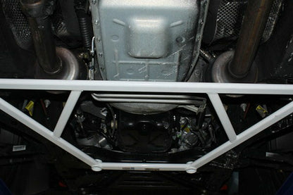 ULTRA RACING フロントメンバーブレース FORD マスタング  2015〜 LA4-3301