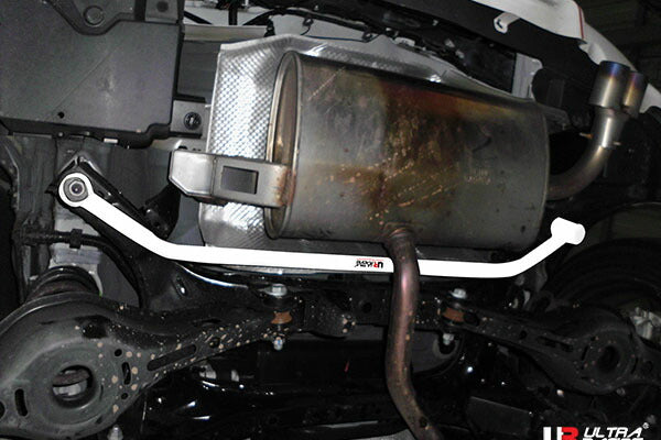 ULTRA RACING リアメンバーブレース トヨタ C-HR NGX10/NGX50/ZYX10 2016/12〜 RL2-3843
