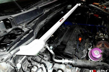 ULTRA RACING フロントタワーバー ホンダ CR-V RE4 2006/10〜2011/12 TW2-1520