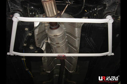 ULTRA RACING フロントメンバーブレース ホンダ アコードユーロR CL7 2002/10〜2006/10 LA4-215