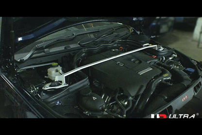 ULTRA RACING フロントタワーバー MERCEDES BENZ Cクラス W204 204041/204048 2007/06〜2015/04 TW2-1820