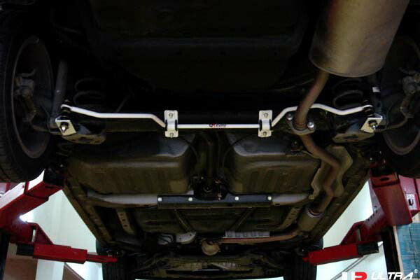ULTRA RACING リアスタビライザー ホンダ フィット GD1 2001/06〜2007/10 AR16-035