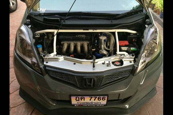 ULTRA RACING フロントタワーバー ホンダ フィット GE6 2007/10〜2013/09 TW4-3117