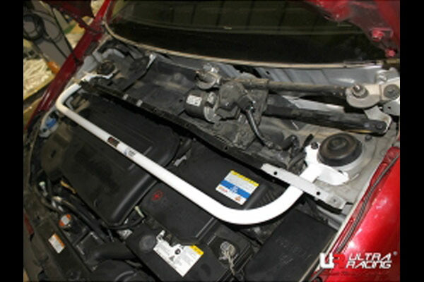 ULTRA RACING フロントタワーバー HYUNDAI TB TB13 2002/10〜2008/04 TW2-131