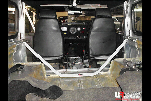 ULTRA RACING ルームバー LAND ROVER ディフェンダー  1983 RO2-2634