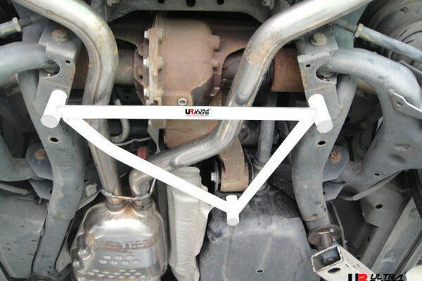 ULTRA RACING リアメンバーブレース LAND ROVER レンジローバー スポーツ LS44 2005/11〜2013/11 RL3-1144