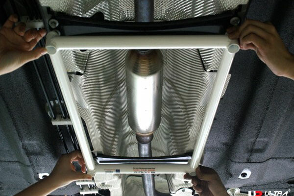 ULTRA RACING ミドルメンバーブレース マツダ アクセラスポーツ BL5FW 2009/06〜2013/11 ML4-949