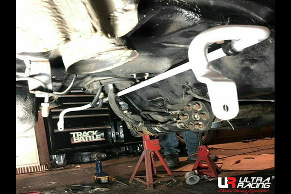 ULTRA RACING リアスタビライザー MERCEDES BENZ 190クラス W201 201024 1990/03〜1993/10 AR19-351