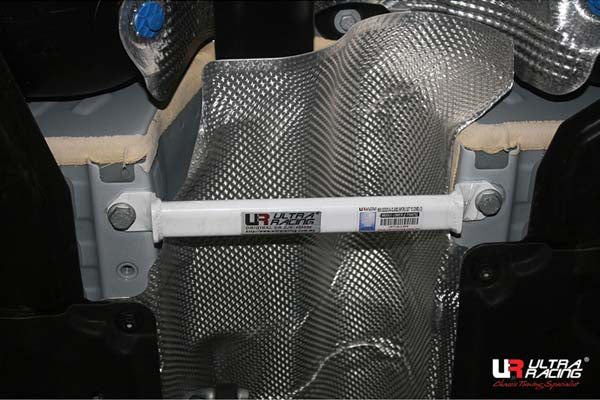ULTRA RACING ミドルメンバーブレース MERCEDES BENZ GLAクラス X156 156946 2014/05〜 ML2-2806