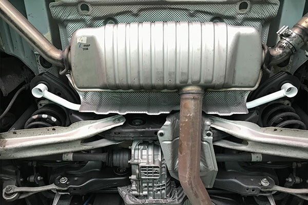 ULTRA RACING リアメンバーブレース MERCEDES BENZ GLAクラス X156 156946 2014/05〜 RL2-3445