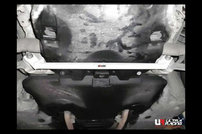 ULTRA RACING フロントメンバーブレース MERCEDES BENZ Sクラス W220 220065 1998/11〜2006/04 LA2-2052