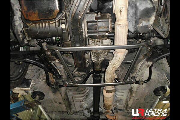 ULTRA RACING フロントメンバーブレース ミツビシ RVRスポーツギア N28WG 1991/02〜1997/11 LA4-2637