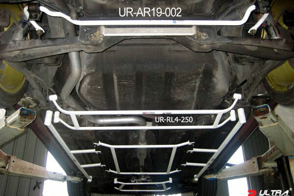 ULTRA RACING リアスタビライザー ミツビシ カリスマ DA2A 1996/10〜1999/10 AR19-002
