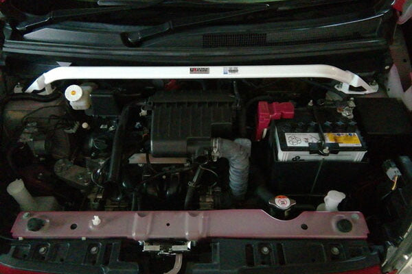 ULTRA RACING フロントタワーバー ミツビシ ミラージュ A03A 2012/08〜 TW2-2024