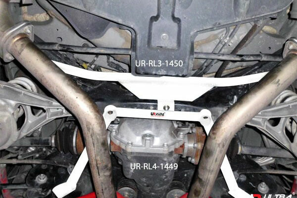 ULTRA RACING リアメンバーブレース ニッサン スカイライン V36 2006/11〜2014/04 RL3-1450