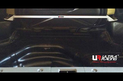 ULTRA RACING リアタワーバー ニッサン スカイラインGT-R BNR32 1989/05〜1993/08 RE2-477