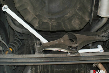 ULTRA RACING リアメンバーブレース ニッサン セフィーロ A33 1998/12〜2003/03 RL4-1166
