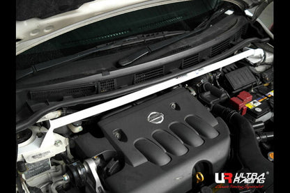 ULTRA RACING フロントタワーバー ニッサン ティーダラティオ SJC11 2004/09〜2012/08 TW2-235