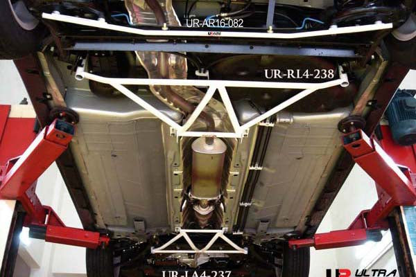 ULTRA RACING リアメンバーブレース ニッサン ブルーバードシルフィ KG11 2005/12〜2012/12 RL4-238