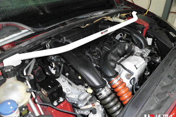 ULTRA RACING フロントタワーバー PEUGEOT 308 T75FY/T75FT/T7W5FT/T75FX/T7C5FT/T75FW/T7C5F02/T75F02S/T7W5F02/T75F02/T75F01 2008/06〜2014/04 T