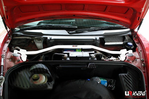 ULTRA RACING フロントタワーバー PORSCHE ボクスター 986K 1996/10〜2004/12 TW2-1511
