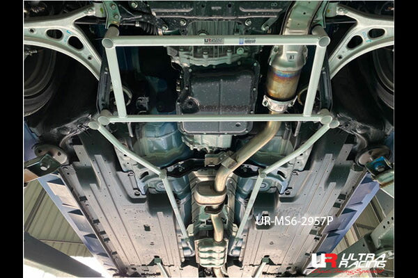 ULTRA RACING ミドルメンバーブレース スバル WRX S4 VAG 2015/06〜 MS6-2957P