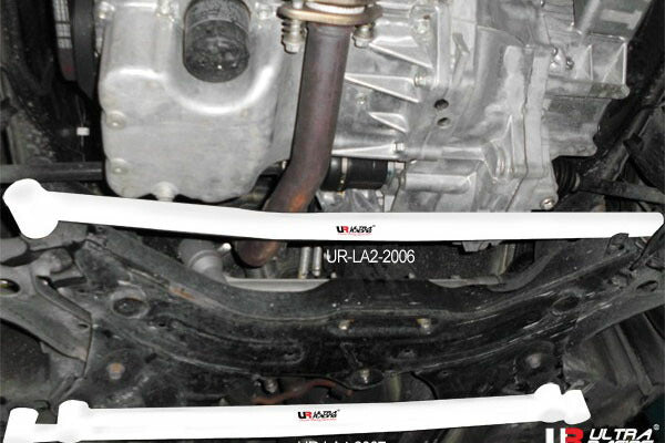 ULTRA RACING フロントメンバーブレース スズキ スイフト ZC72S 2010/09〜2017/01 LA2-2006