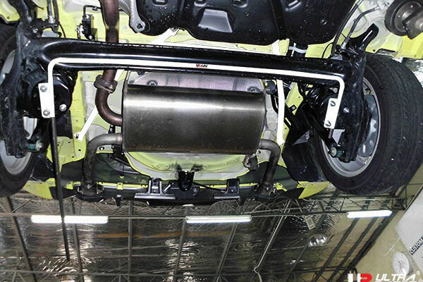 ULTRA RACING リアスタビライザー スズキ スイフトスポーツ ZC32S 2011/12〜2016/12 AR16-447