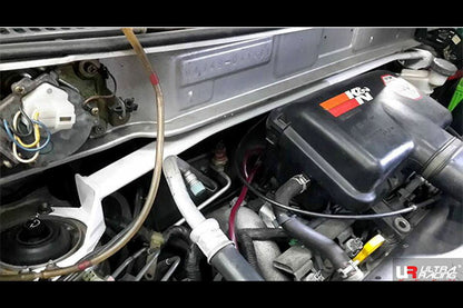 ULTRA RACING フロントタワーバー スズキ ソリオ MA34S 2004/04〜2011/01 TW2-816