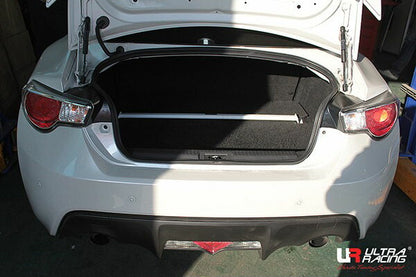 ULTRA RACING リアタワーバー トヨタ 86 ZN6 2012/04〜 RE2-2481