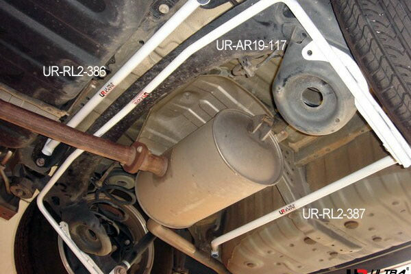 ULTRA RACING リアスタビライザー トヨタ イプサム ACM21W 2001/05〜2009/12 AR19-117