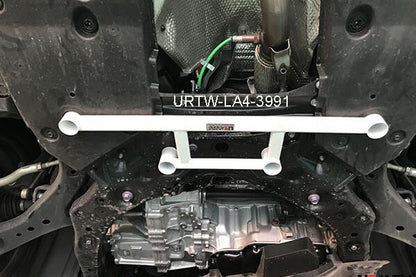 ULTRA RACING フロントメンバーブレース トヨタ カムリ AXVH70 2017/07〜 LA4-3991