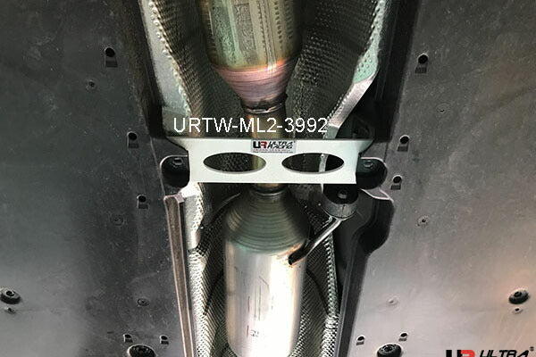 ULTRA RACING ミドルメンバーブレース トヨタ カムリ AXVH70 2017/07〜 ML2-3992