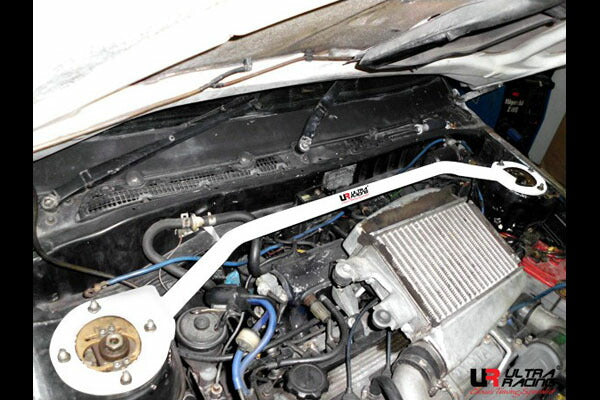 ULTRA RACING フロントタワーバー トヨタ スターレット EP70 1984/10〜1989 TW2-1720