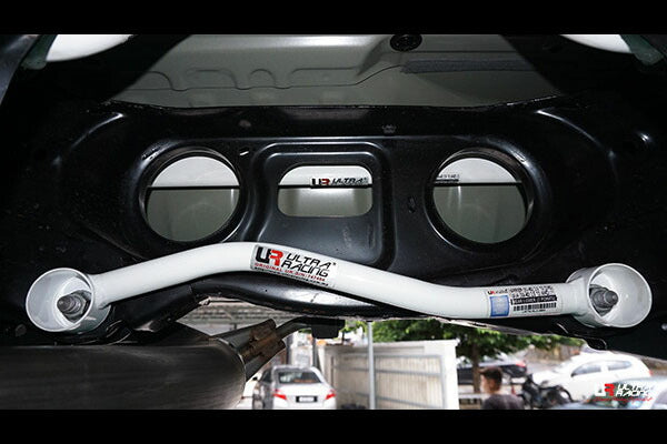 ULTRA RACING リアメンバーブレース トヨタ ハリアー ZSU60W 2013/12〜 RL2-2984