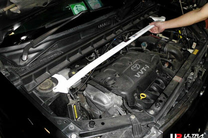 ULTRA RACING フロントタワーバー トヨタ ファンカーゴ NCP21 1999/08〜2005/09 TW2-074