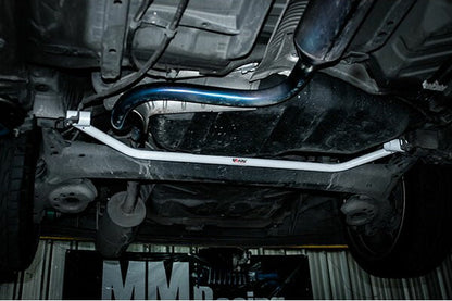 ULTRA RACING リアメンバーブレース トヨタ ポルテ NNP11 2004/07〜2012/07 RL2-2821
