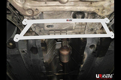 ULTRA RACING フロントメンバーブレース VOLKSWAGEN イオス 1FBWA 2006/10〜2010/06 LA4-2769