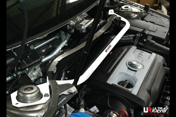 ULTRA RACING フロントタワーバー VOLKSWAGEN パサート 3CAXX/3CBVY/3CCAW 2006/04〜2010/03 TW2-1252