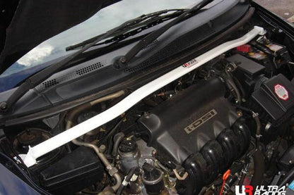 ULTRA RACING フロントタワーバー ホンダ エアウェイブ GJ1 2005/04〜2010/08 TW2-198