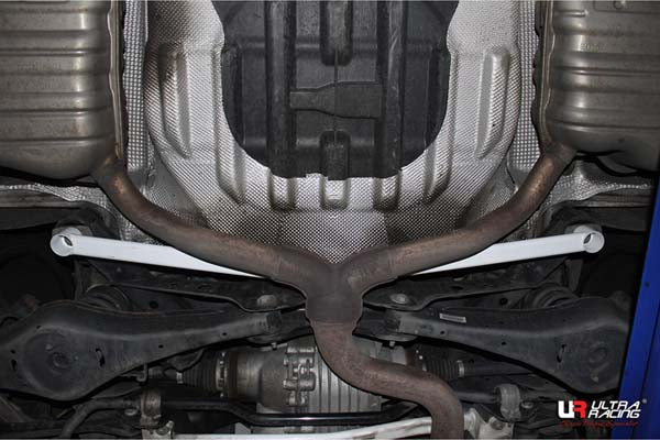 ULTRA RACING リアメンバーブレース VOLKSWAGEN パサートCC 3CBWSC 2008/11〜2012/07 RL2-3250