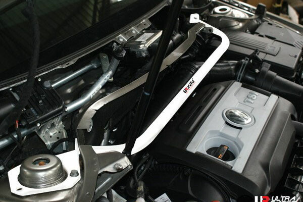 ULTRA RACING フロントタワーバー VOLKSWAGEN パサートCC 3CCAWC 2008/11〜2012/07 TW2-1252